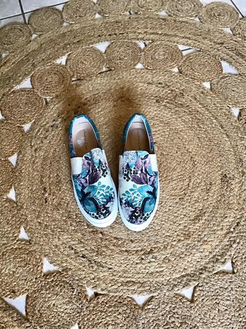 Belle paire de chaussures slip on taille 38 de la marque Andrea Couti