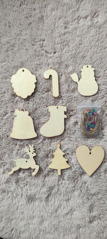 Kit créatif de 8 suspensions de Noël à décorer