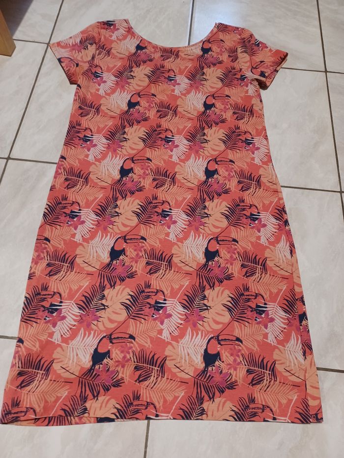 Robe corail  tropical - photo numéro 2