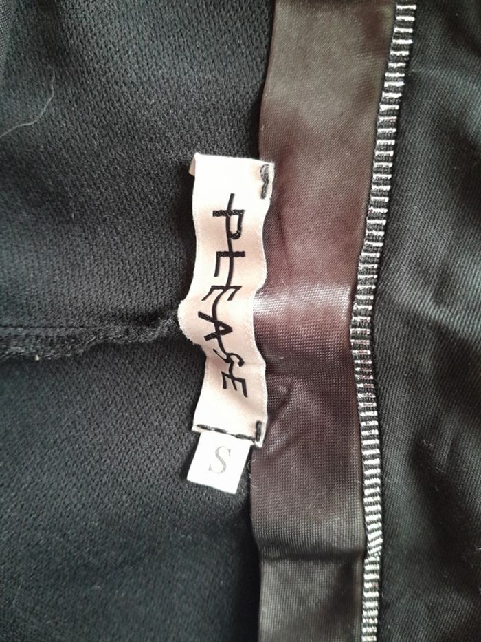Très beau pantalon de fete please - photo numéro 5