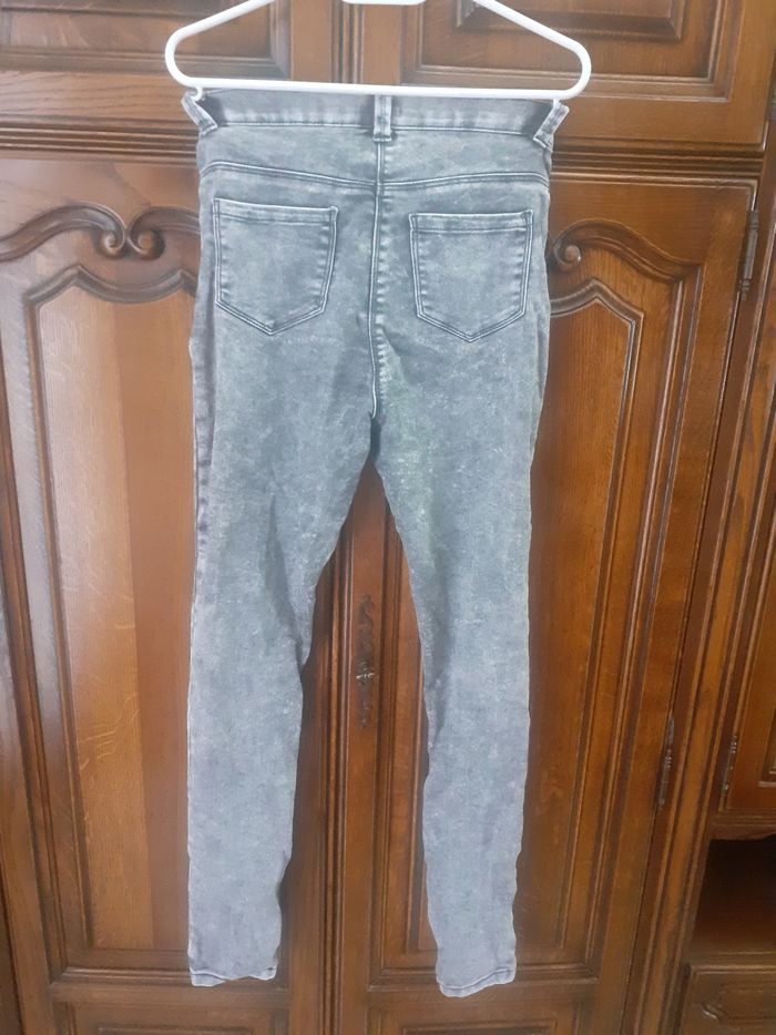 Jean délavé noir - photo numéro 3