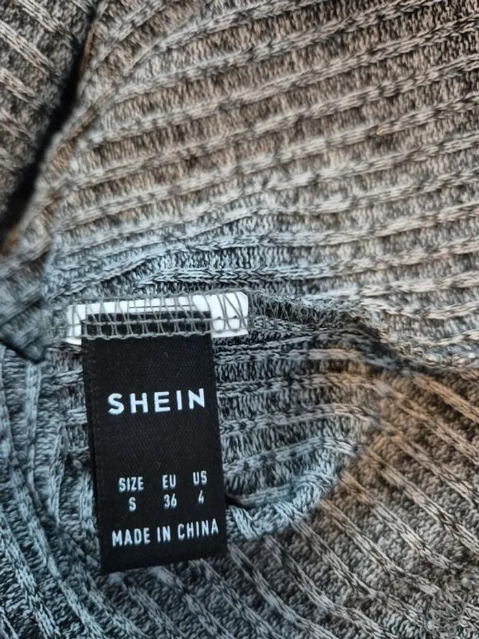 T-shirt manches longues gris Shein - photo numéro 4