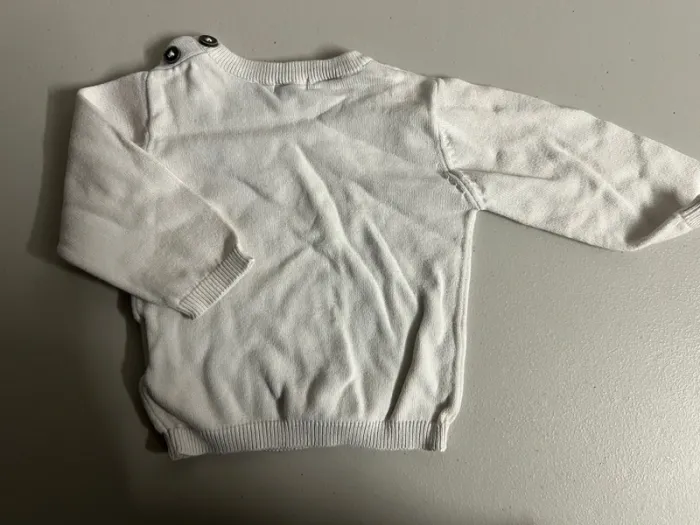 Pull blanc 6 mois - photo numéro 3