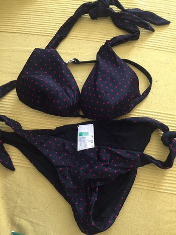 Maillot de bain NEUF Benetton taille 38