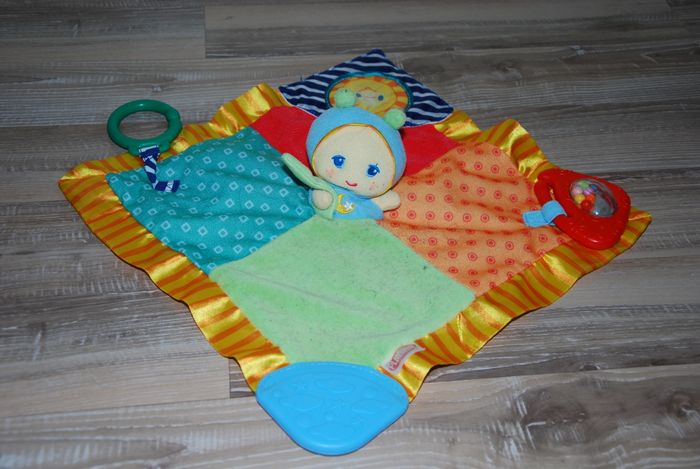 doudou plays playskool plat activité éveil luciole luxi soleil vert jaune rouge