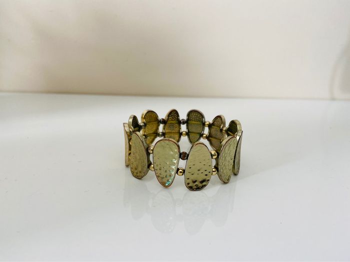 Bracelet doré - photo numéro 4