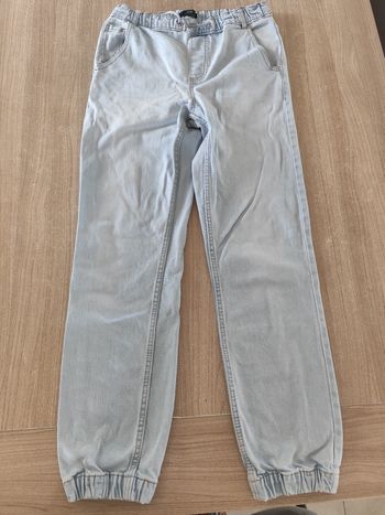Jean large XS  14 ans