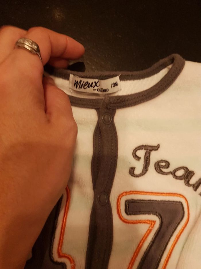 Pyjama velours 9 mois - photo numéro 3