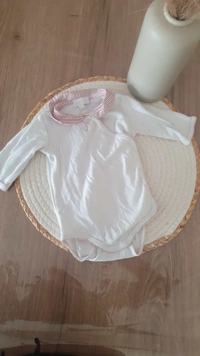 Bodies jaccadi fille 3 mois