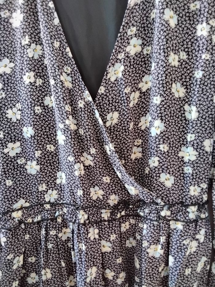 Robe longueur genou - photo numéro 3