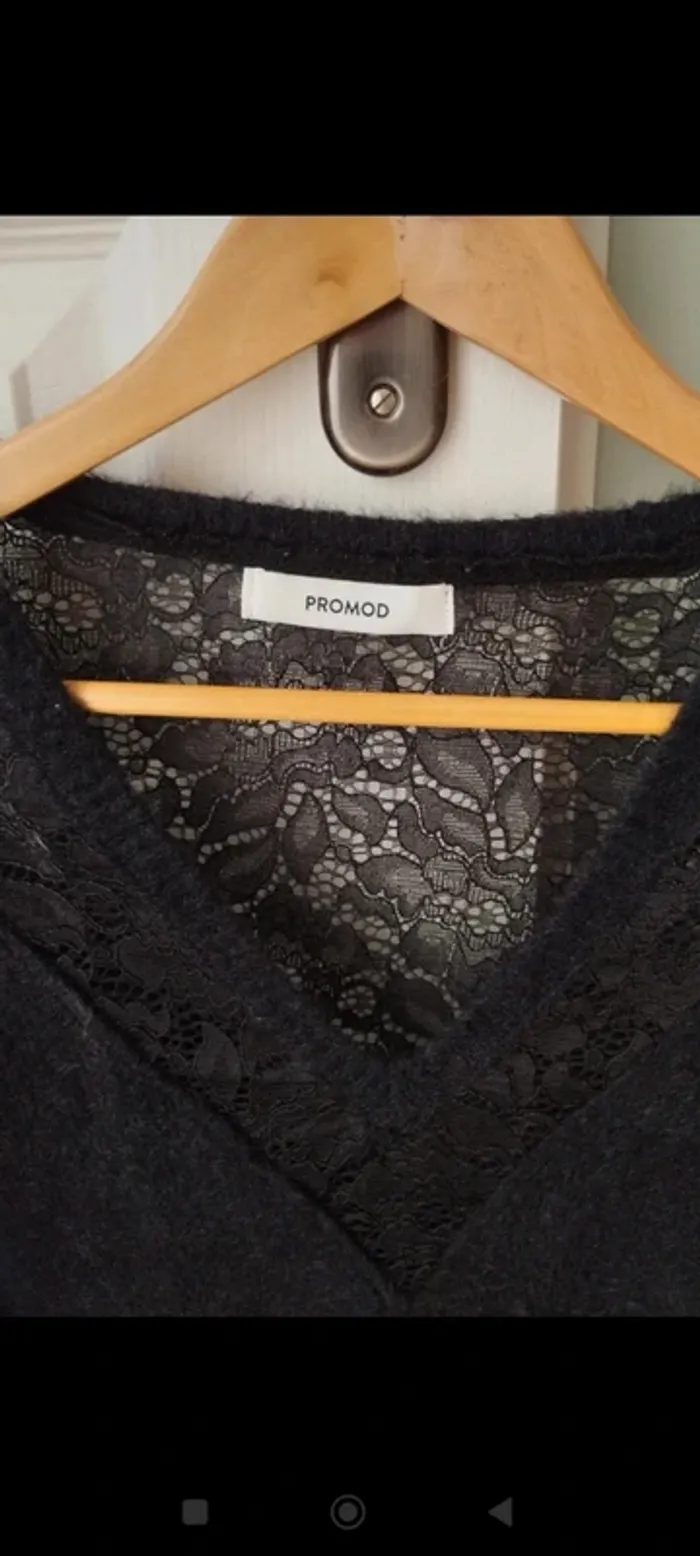 Pull doux noir avec dentelle Promod 36 - photo numéro 5
