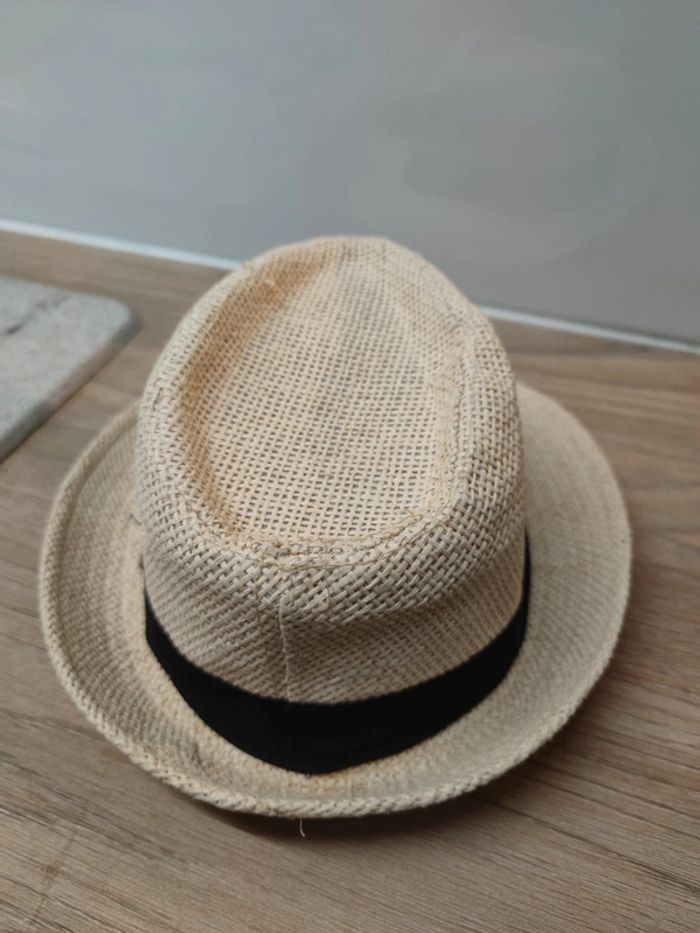 Chapeau - photo numéro 2