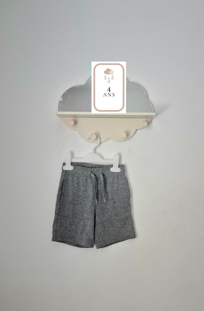 Short * Kiabi * - photo numéro 3