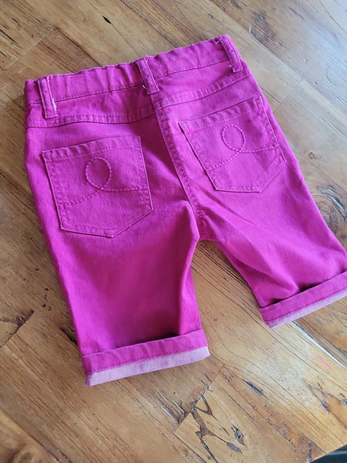 Short / Bermuda 4 ans - photo numéro 2