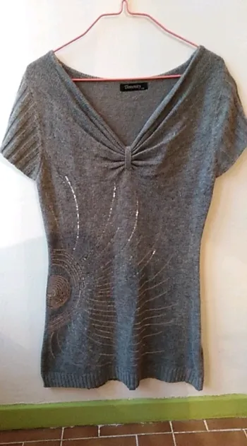 Tunique grise sans manche taille S/M