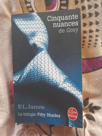 Livre de EL James "Cinquante nuances de Grey"