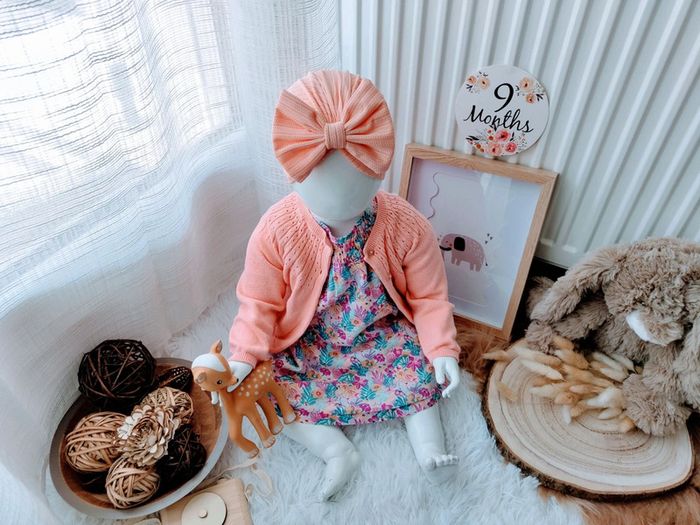 Gilet+robe fleurie+bloomer et turban sergent major fille 9 mois đ