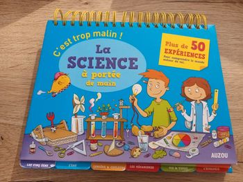 Livre avec 50 expériences de science