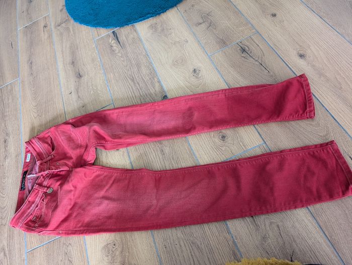 Jean salsa rouge