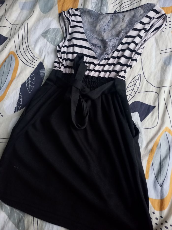 ROBE Noire & Blanc - photo numéro 2