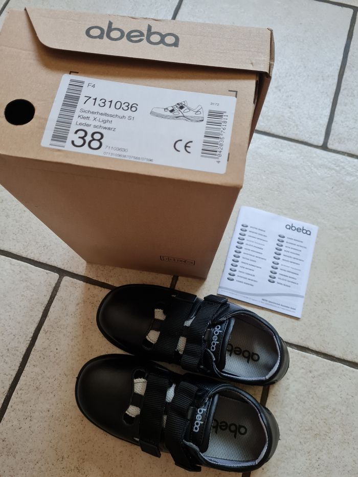 Chaussures de sécurité femme Abeba pointure 38 neuf - photo numéro 2