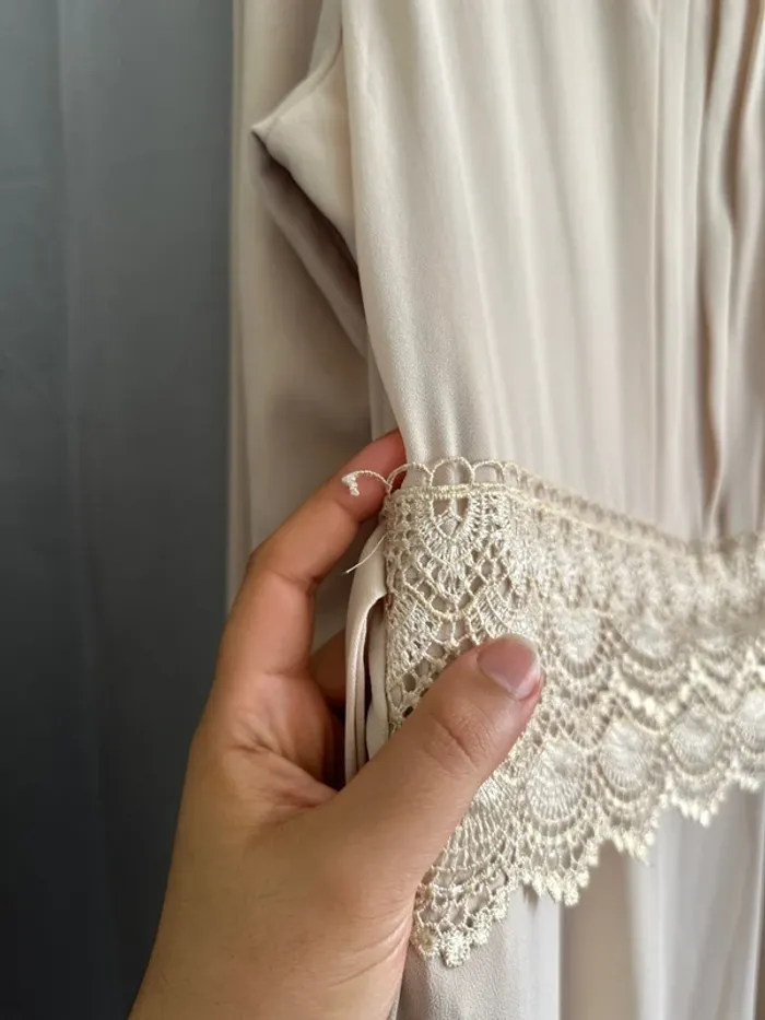 Robe soirée beige/dorée - photo numéro 5