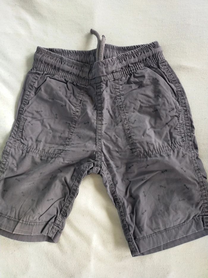 Joli short cargo 3 ans