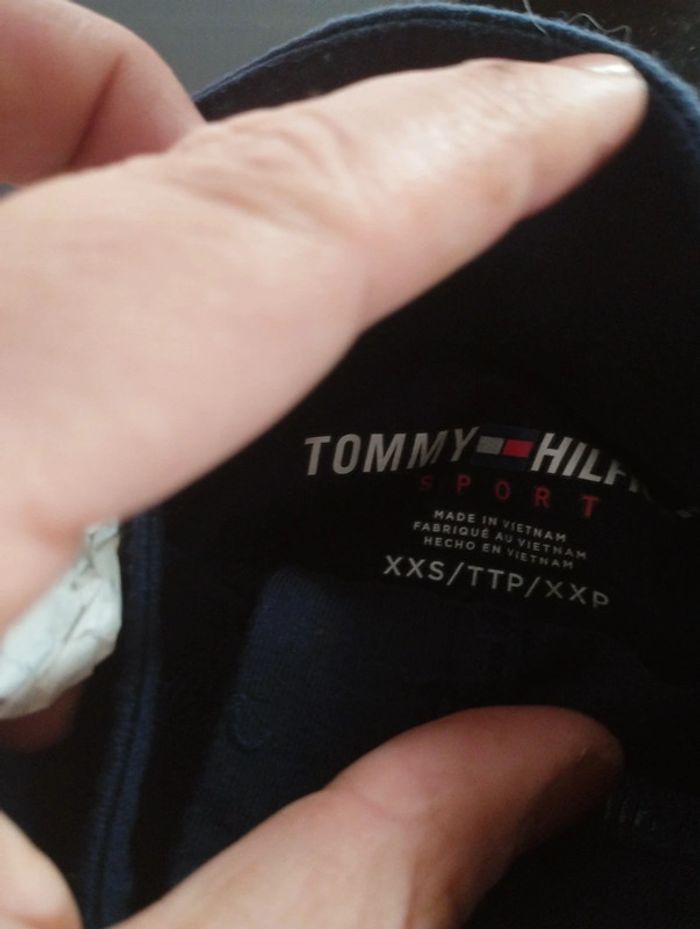 Haut sport femme ou fille tommy Hilfiger - photo numéro 5