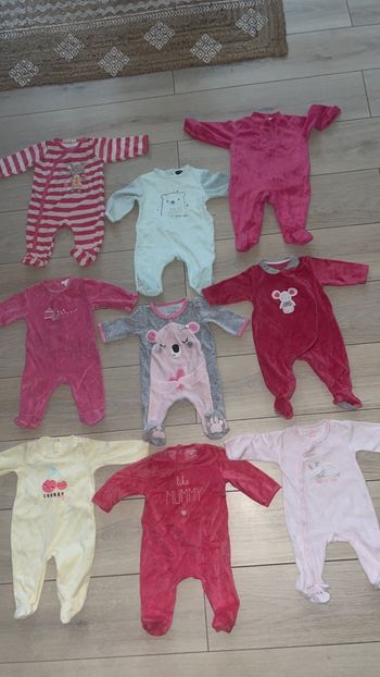 Lot 3 mois bébé fille