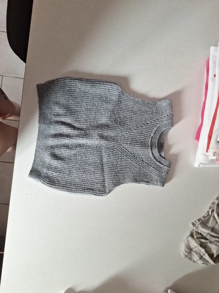 Lot de 15 pulls / sweats - photo numéro 4