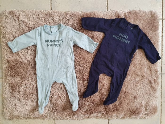 Pyjamas fins 6 mois