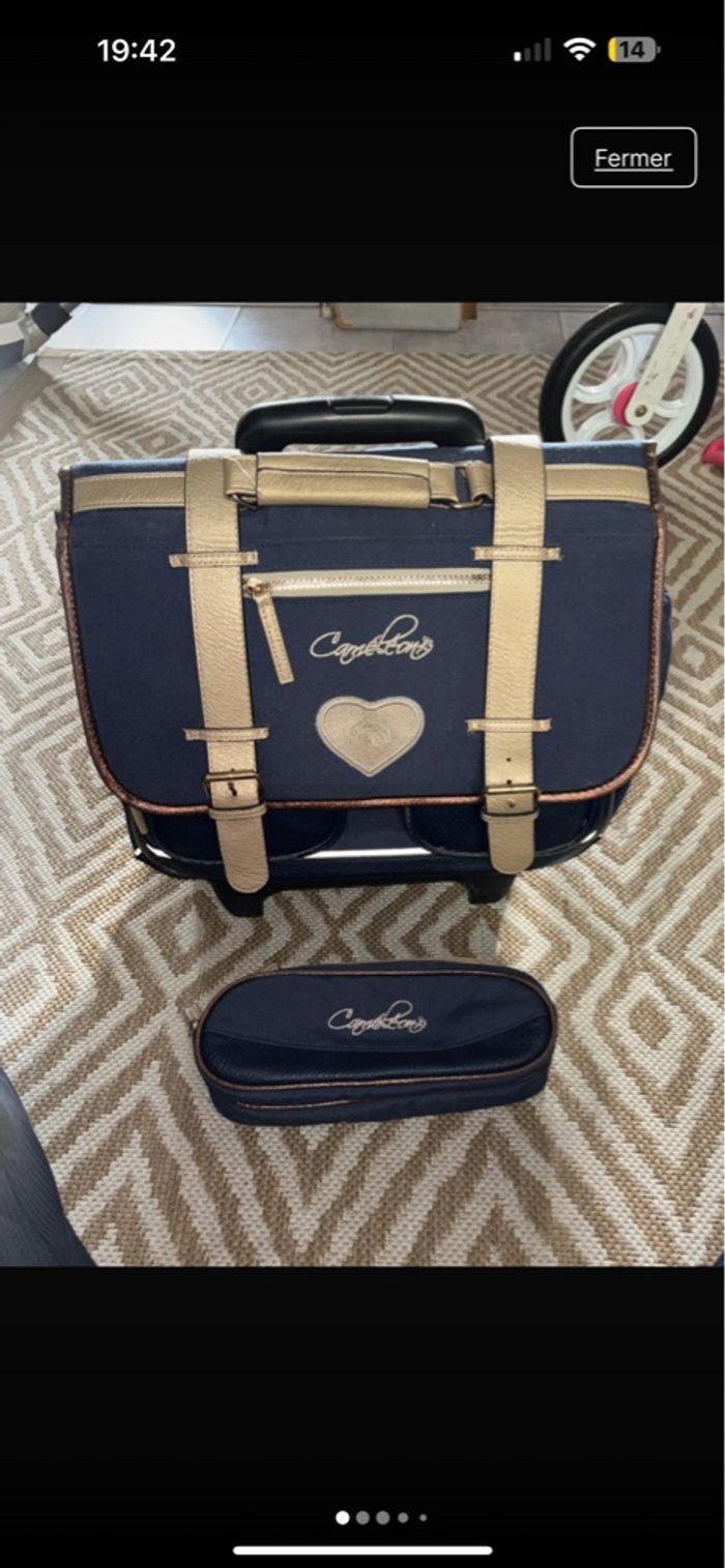 Cartable Caméléon + trousse