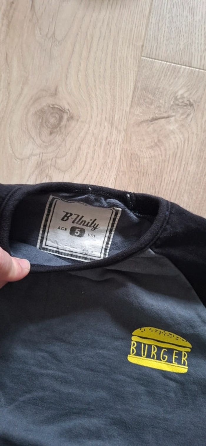 Lot 3 t-shirt ML 5ans - photo numéro 6