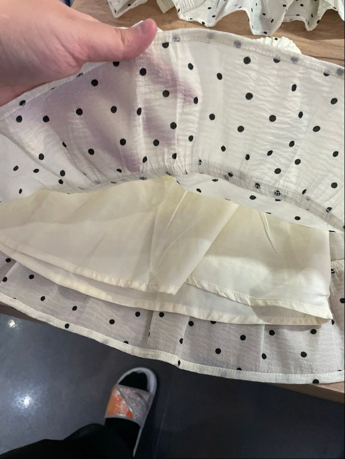 Ensemble t-shirt + jupe blanche à point noir H&M 110cm - photo numéro 5