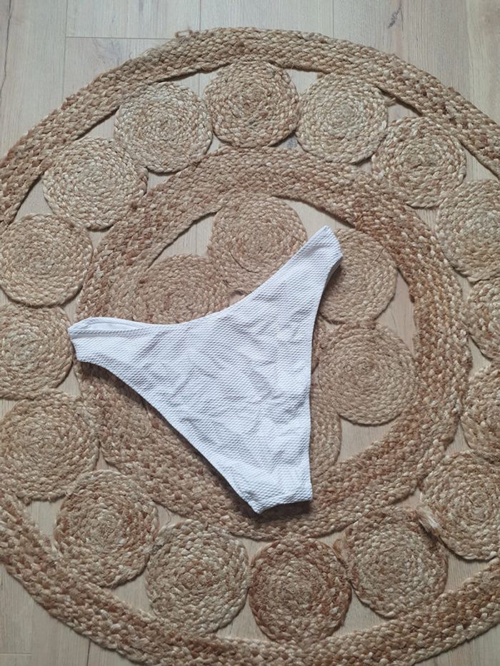 Bas de maillot de bain tanga neuf sans étiquette - Etam - Taille XXL : 44 - photo numéro 4
