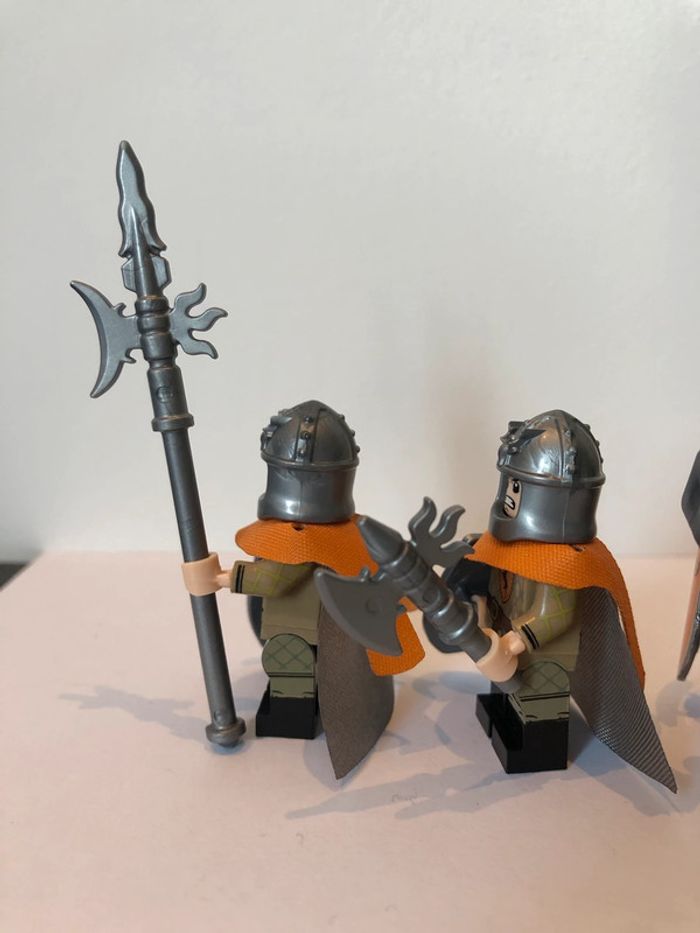 Figurine type lego Roi Stannis Barathéon et 4 soldats game of thrones - photo numéro 6