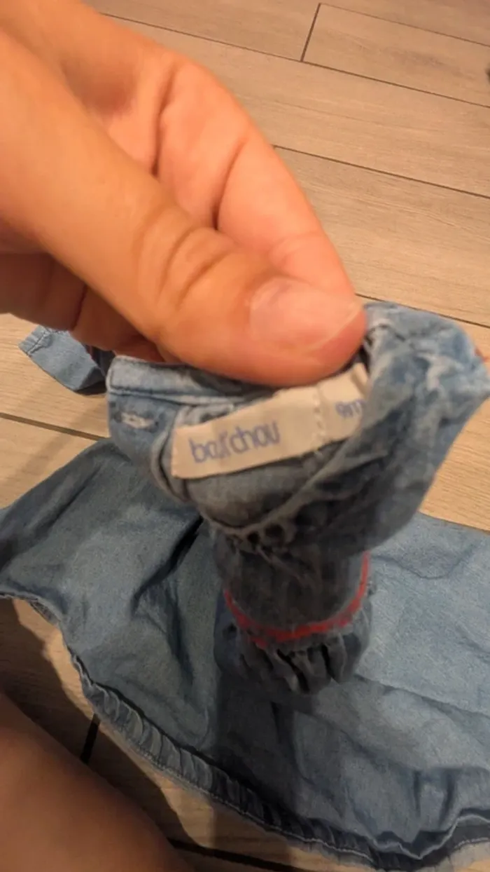 Robe en jean taille 9 mois - photo numéro 5