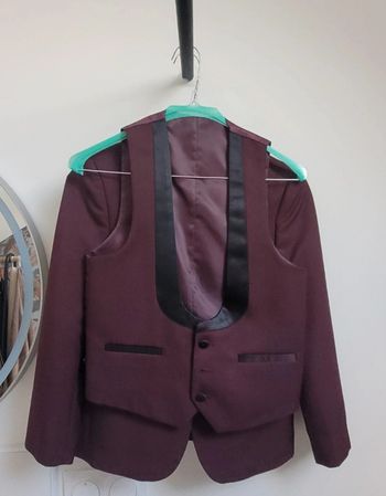 Costume 3 pièces 10 ans