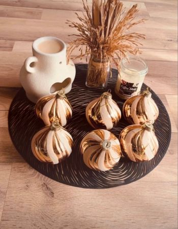 Boules de noël doré et effet givré crème en verre (x6) - La Foir’fouille