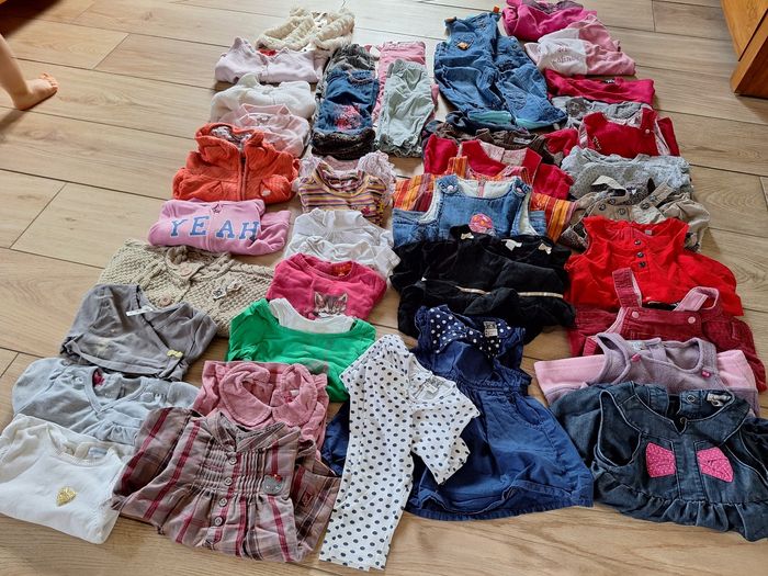 Lot vêtements 6 mois fille - photo numéro 9