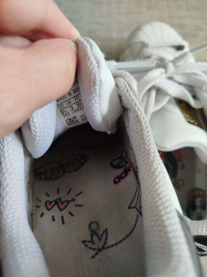 Adidas Superstar pointure 35.5 - photo numéro 4
