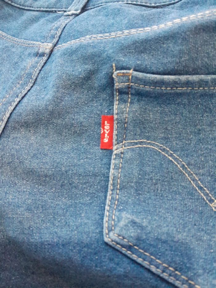 Petit short moulant levis - photo numéro 6