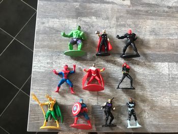 Figurine super héros Marvel