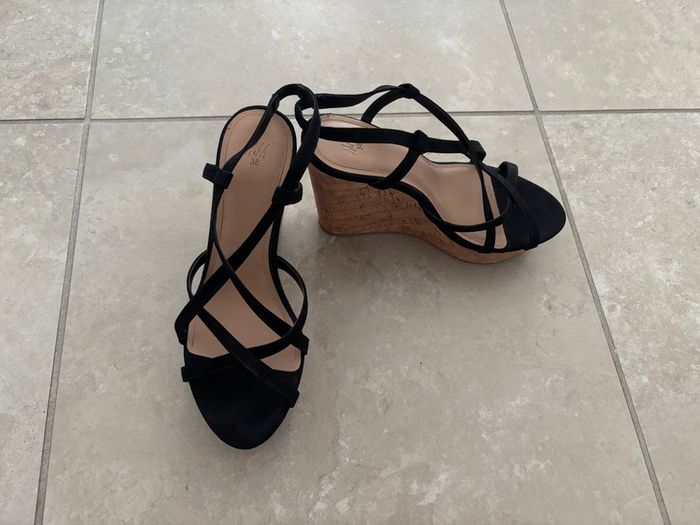 Chaussures à talons - photo numéro 7