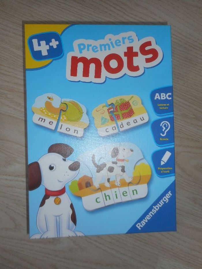 Jeu PREMIERS MOTS Ravensburger comme neuf