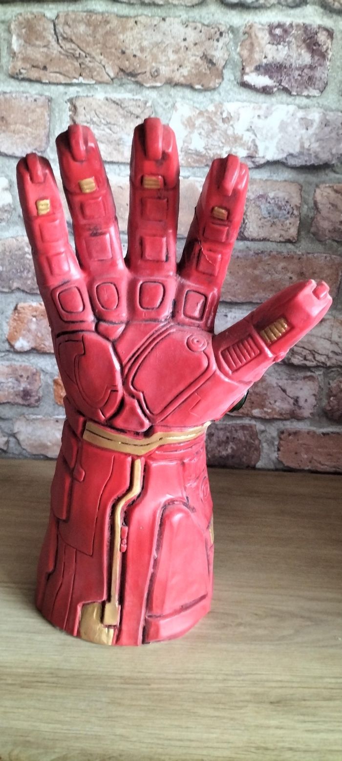 Gant en caoutchouc thanos - photo numéro 2