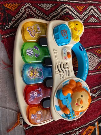 Piano bébé Vtech musiques incluses 6 mois à 36 mois