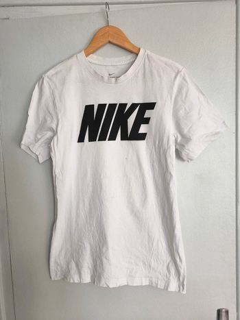 Tee shirt Nike taille S