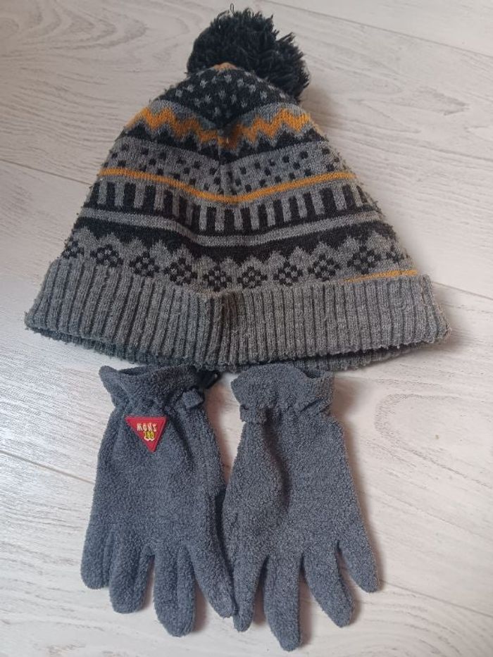 Bonnet et gants garçon