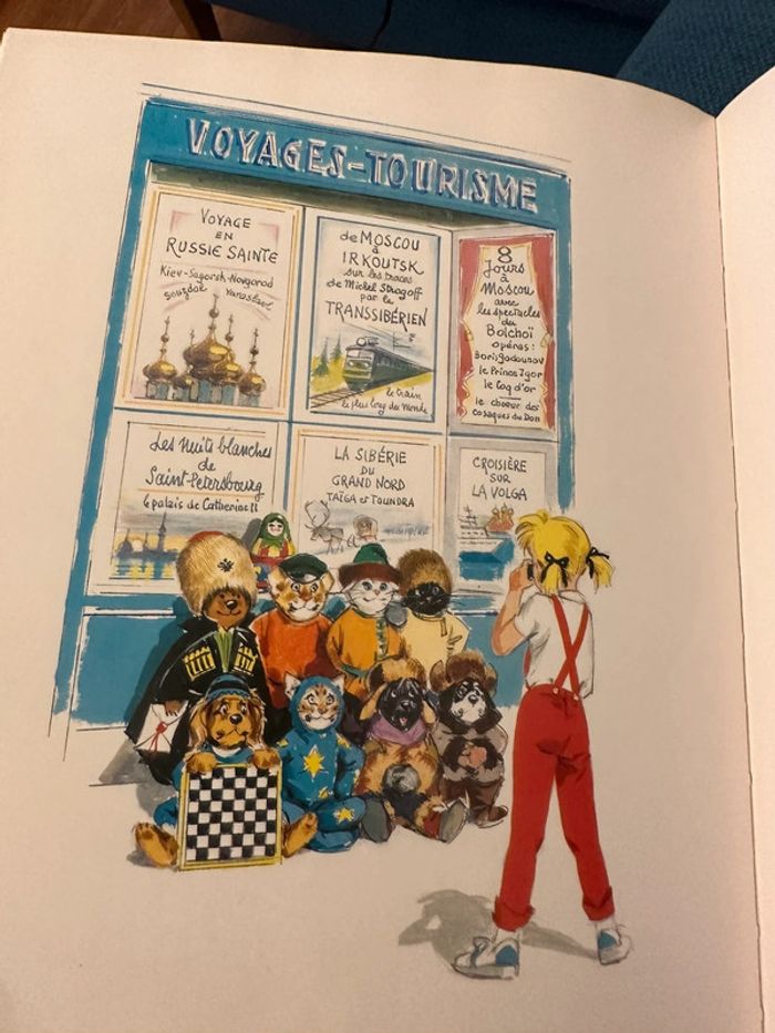 Livre rare Caroline en Russie reliure rouge collector album Hachette Pierre Probst - photo numéro 8